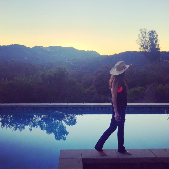 Meet your Posher, Star! - Picture 1 of 1